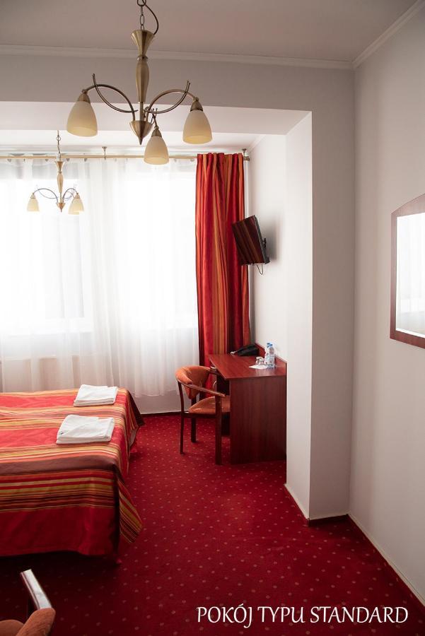 Baron Hotel Ciechanów Exterior foto